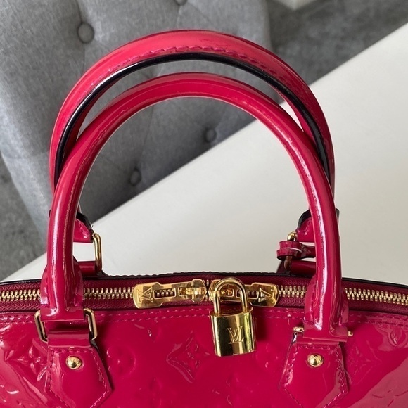 Louis Vuitton Pink Rose Indian Raspberry Leather Monogram Vernis Alma GM - Picture 11 of 17